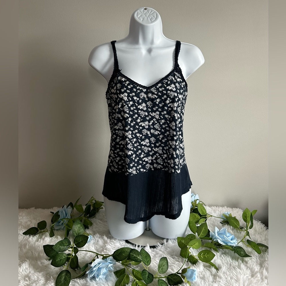 Aerpostale flowy floral cami top